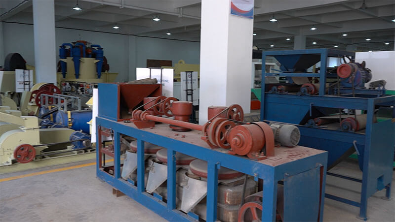 Ilmenite magnetic separator